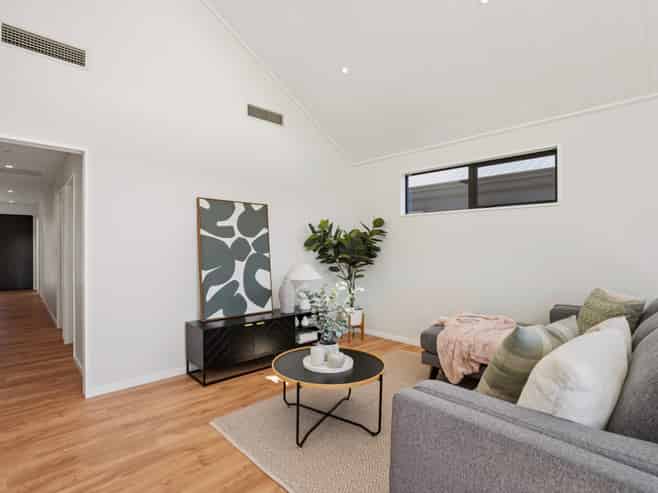 5 Hadley Place, Cromwell