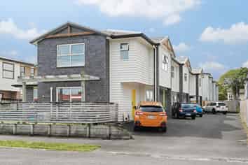 3/16A Hogan Street, Hillcrest