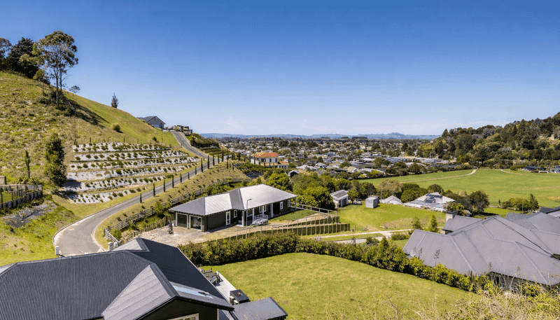 7 Ridgeway Terrace, Taradale