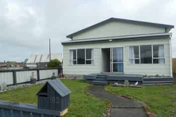 192 Preston Road, Blaketown