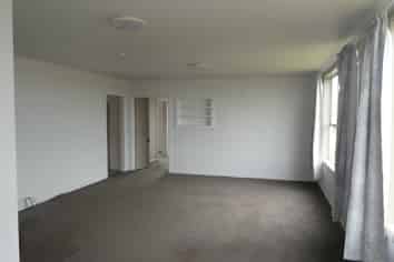 192 Preston Road, Blaketown