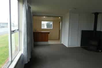 192 Preston Road, Blaketown