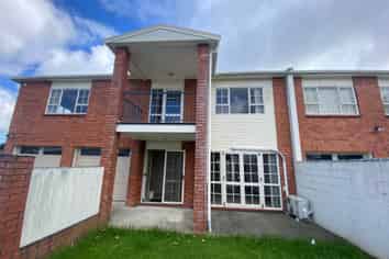 A/42 Blanes Road, Weymouth