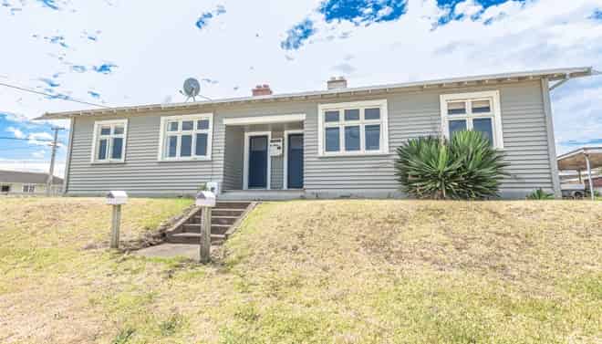 32 Aotea Street, Castlecliff