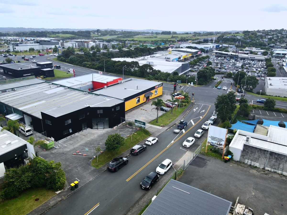High-profile trade retail – Westgate’s best positi - Widok 3