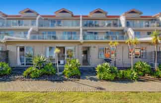 3/340 Gulf Harbour Drive, Gulf Harbour