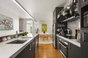 10 Fallowfield Avenue, Mount Victoria