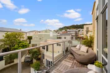 10 Fallowfield Avenue, Mount Victoria