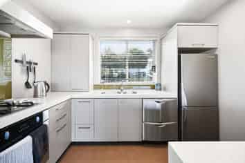 3/355 River Road, Claudelands