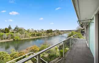 3/355 River Road, Claudelands