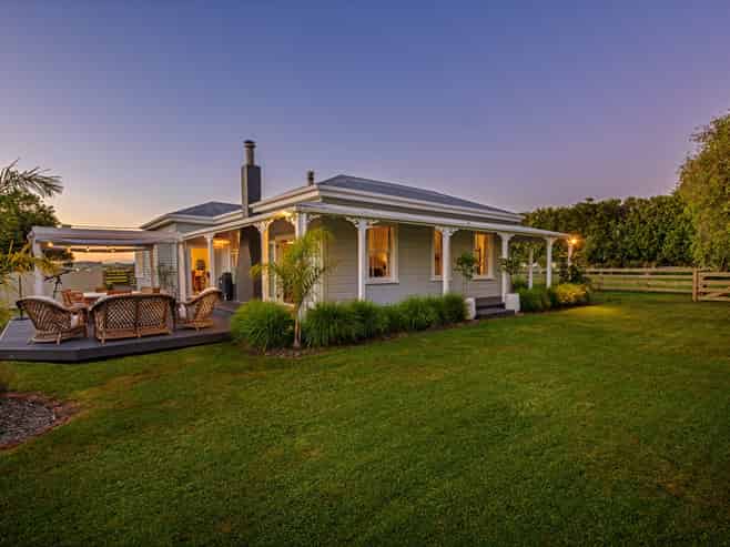 1807 Kimbolton Road, Kiwitea