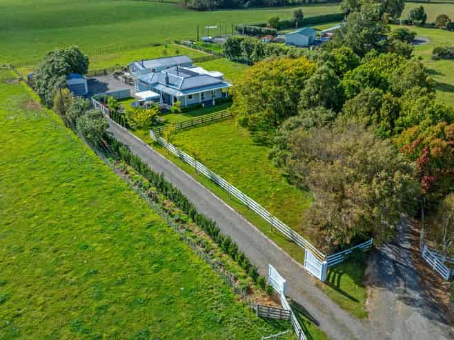 1807 Kimbolton Road, Kiwitea