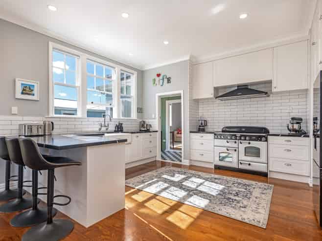 1807 Kimbolton Road, Kiwitea