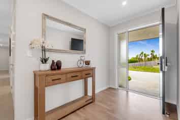 13 Otaota Way, Flat Bush