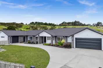 13 Otaota Way, Flat Bush