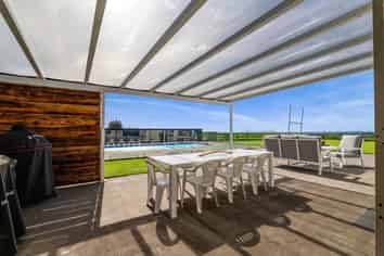 82 Clearview Road, Lepperton