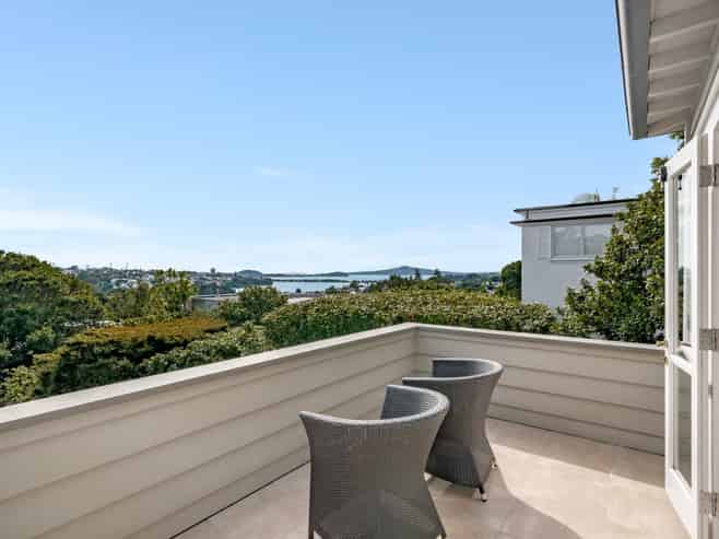 28 Arney Crescent, Remuera