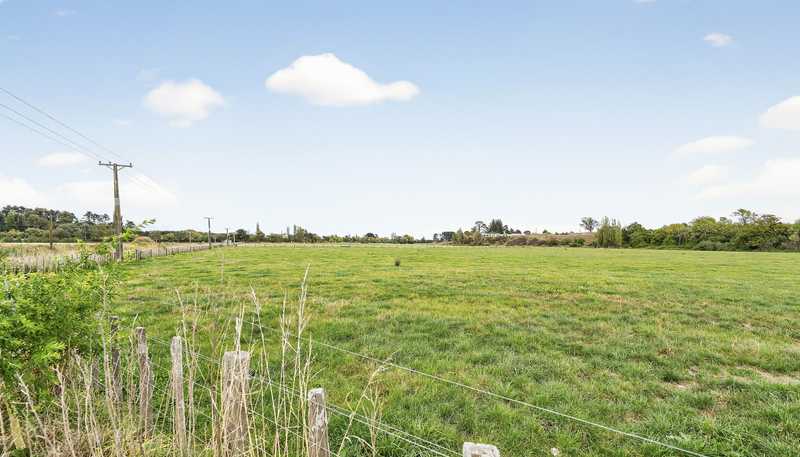 206 Almadale Road, Cheltenham