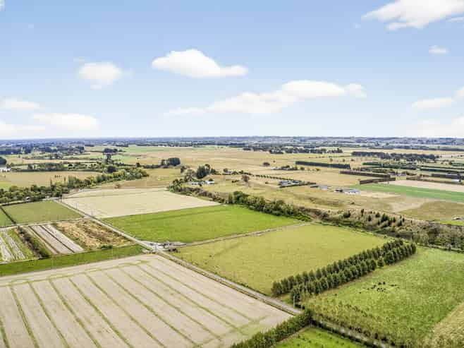 206 Almadale Road, Cheltenham