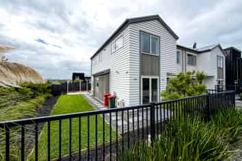8 Lords Way, Silverdale