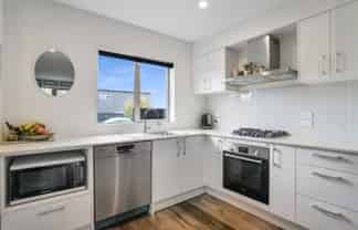 136 Battalion Drive, Papakura