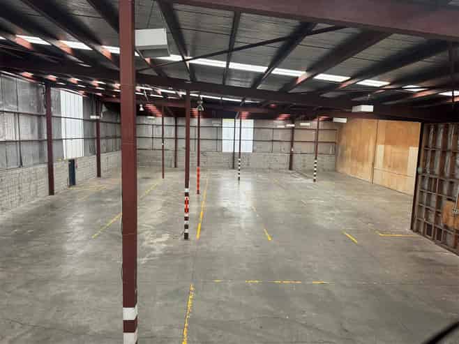 Ngauranga Warehouse with Office