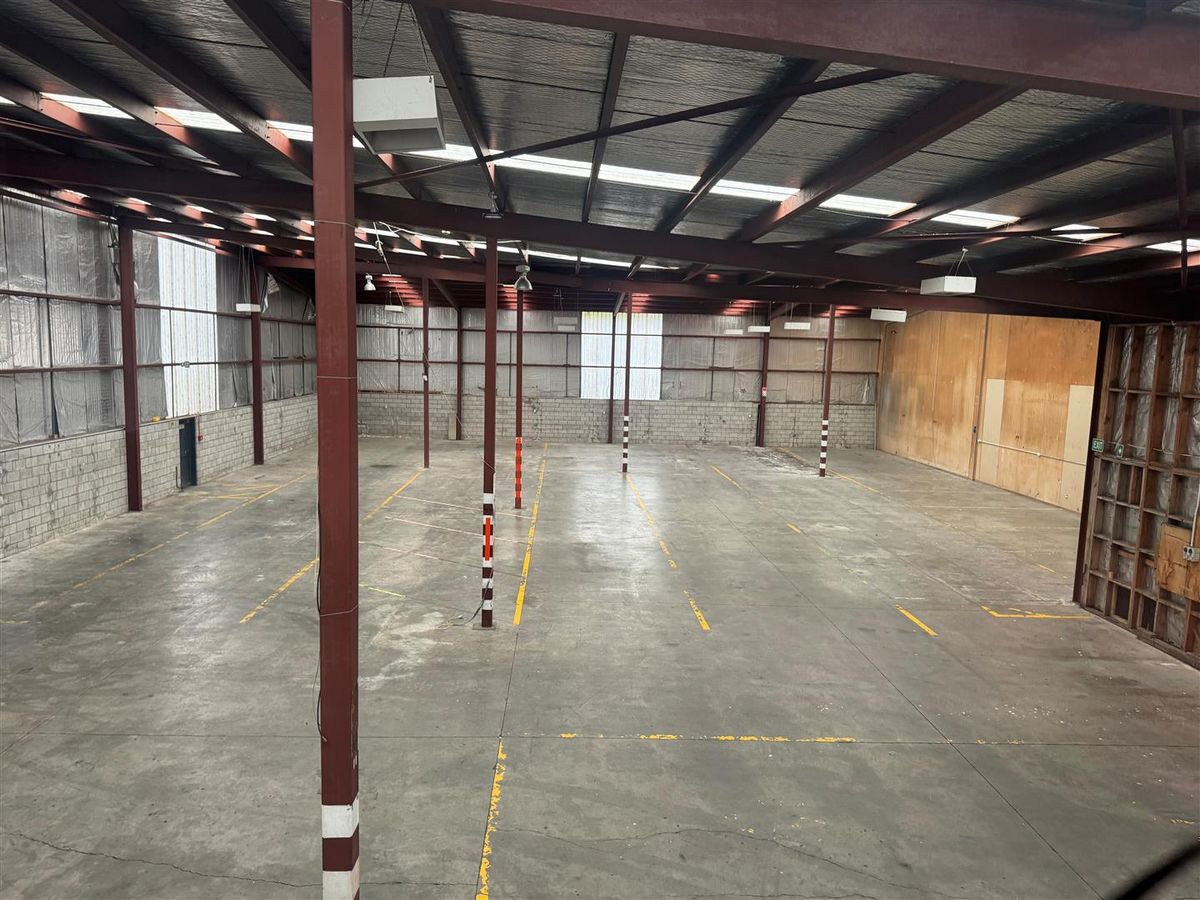 Ngauranga Warehouse with Office – pohled 3