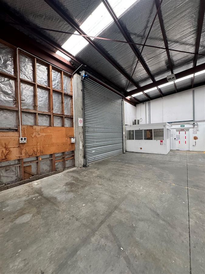 Ngauranga Warehouse with Office – pohled 4