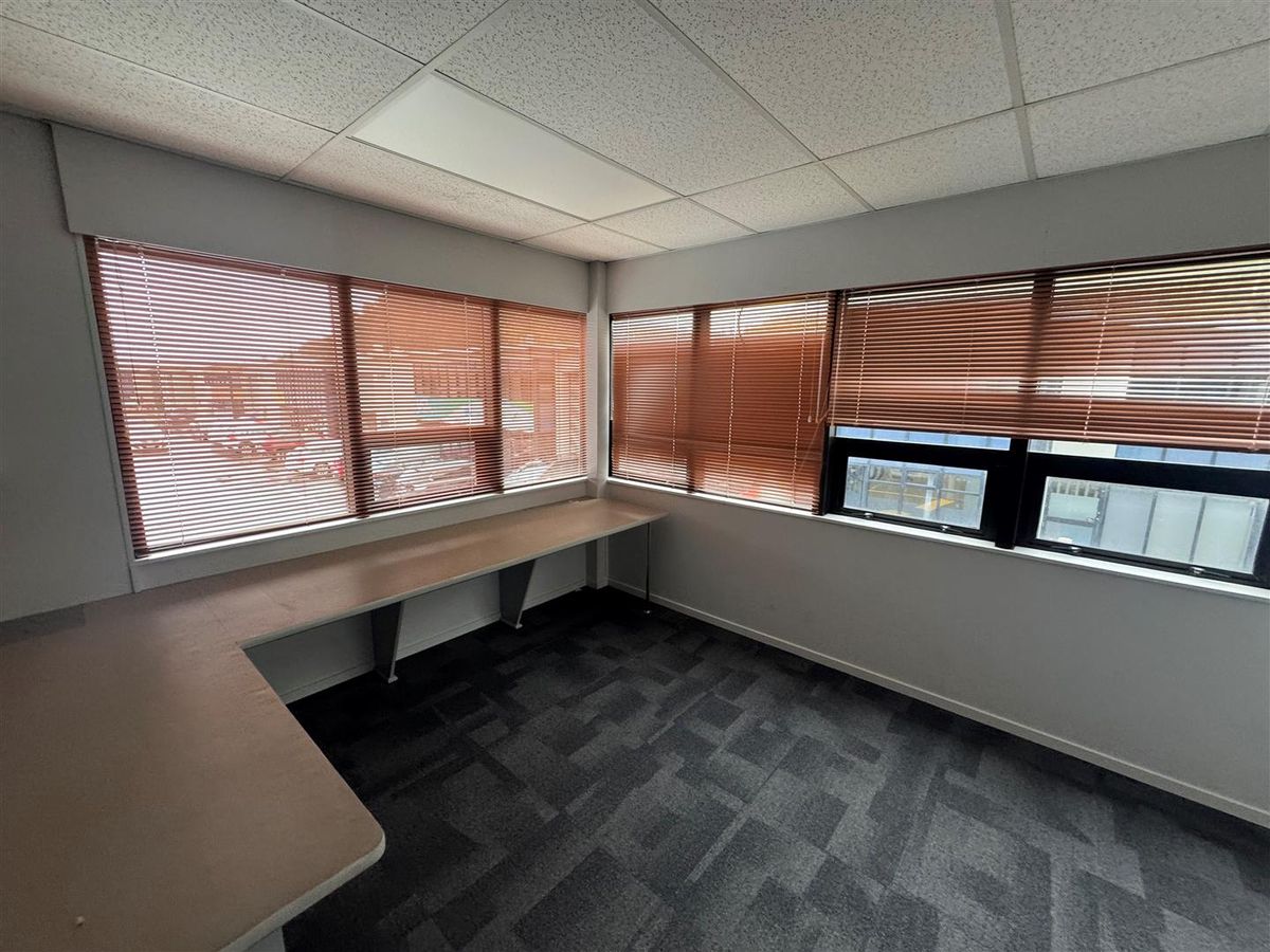 Ngauranga Warehouse with Office – pohled 5