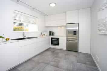 4/147 Mountain Road, Epsom