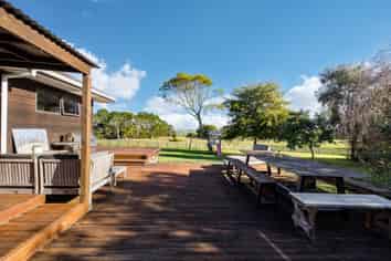 92 Estuary View Road, Waiau Pa