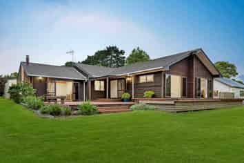 92 Estuary View Road, Waiau Pa