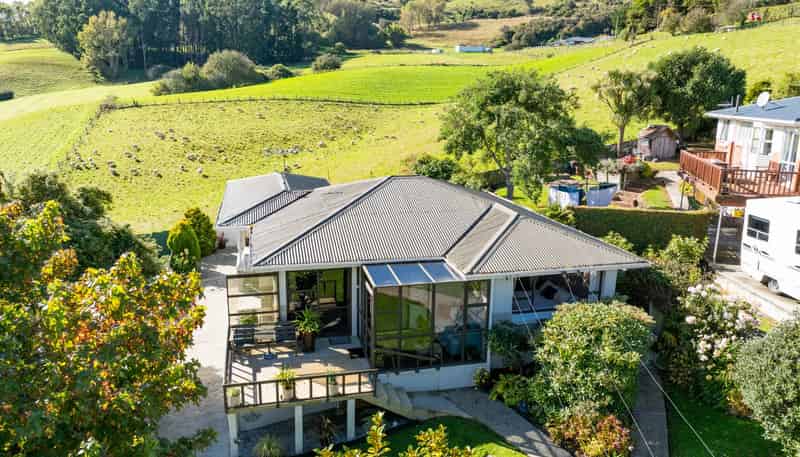 61 Elwyn Crescent, Green Island