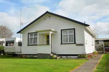 411 Waihi Road, Normanby