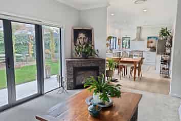  Mauritius Key, Papamoa