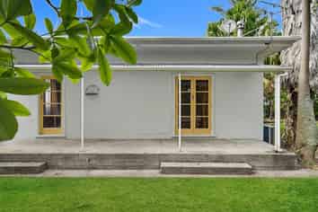 14 Helmore Street, Whanganui East