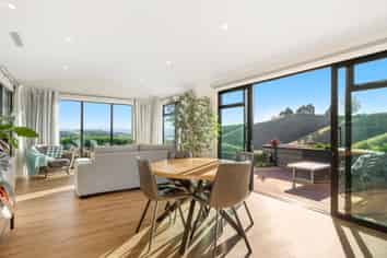 24 Huntaway Close, Stoke