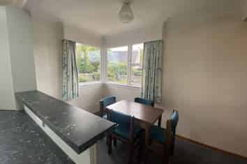 64 Park Street, Gladstone