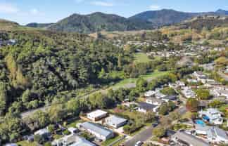 18A Cawthron Crescent, Annesbrook