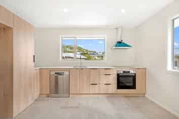 18A Cawthron Crescent, Annesbrook