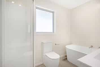18A Cawthron Crescent, Annesbrook