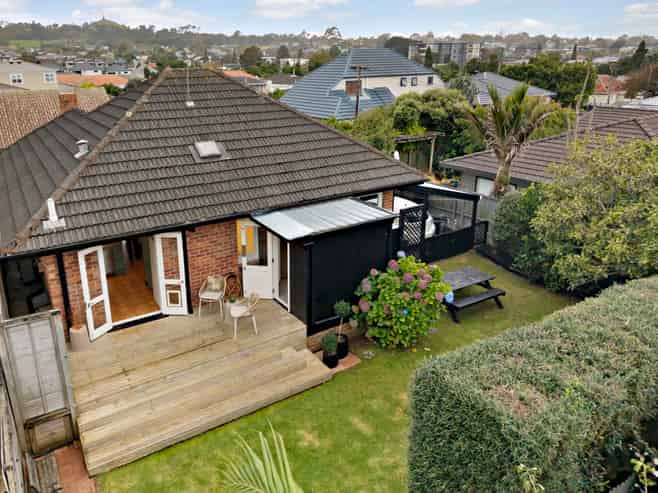 1/132a Selwyn Street, Onehunga