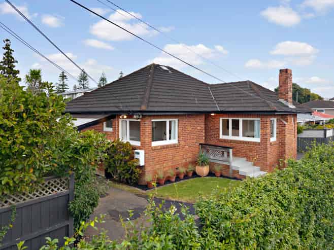 1/132a Selwyn Street, Onehunga