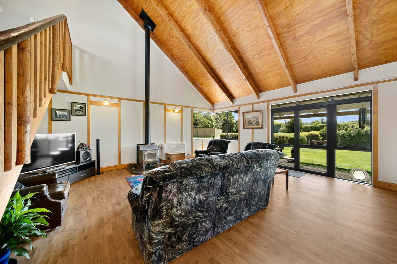 Exceptional Family Lifestyle - Vista 5