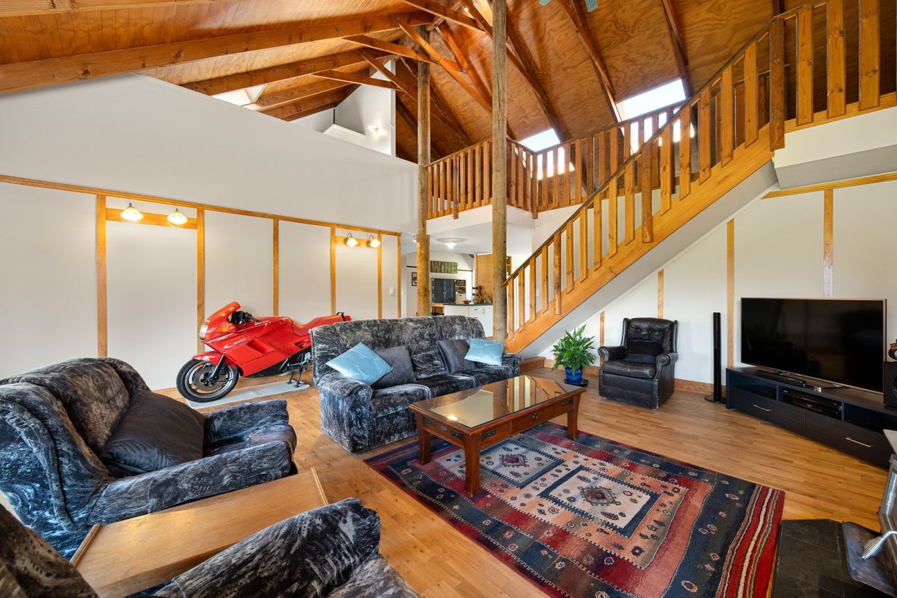 Exceptional Family Lifestyle - Vista 6