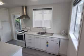 5 Bay Drive, Titahi Bay