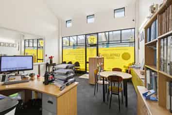 AFFORDABLE KILBIRNIE COMMERCIAL OPPORTUNITY