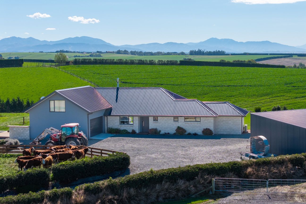 Hilltop Scale With Luxury Detail - 7.7 Hectares - Ansicht 4