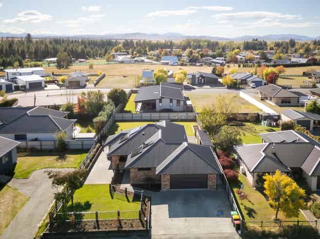 22 Irishman Drive, TWIZEL