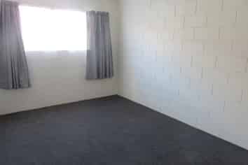 1/142 Firth Street, Hamilton East